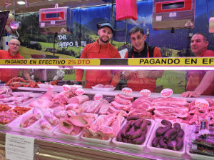 JM Parra e Hijos especialidad en preparados puesto 136-137-138 Mercado Santa María de la Cabeza